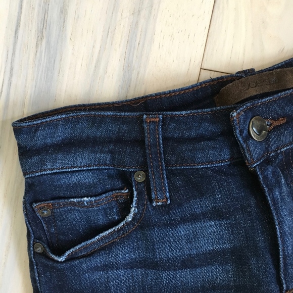 ❌SOLD❌Joe's Jeans THE ICON SKINNY Ankle Jean Short - Picture 2 of 5